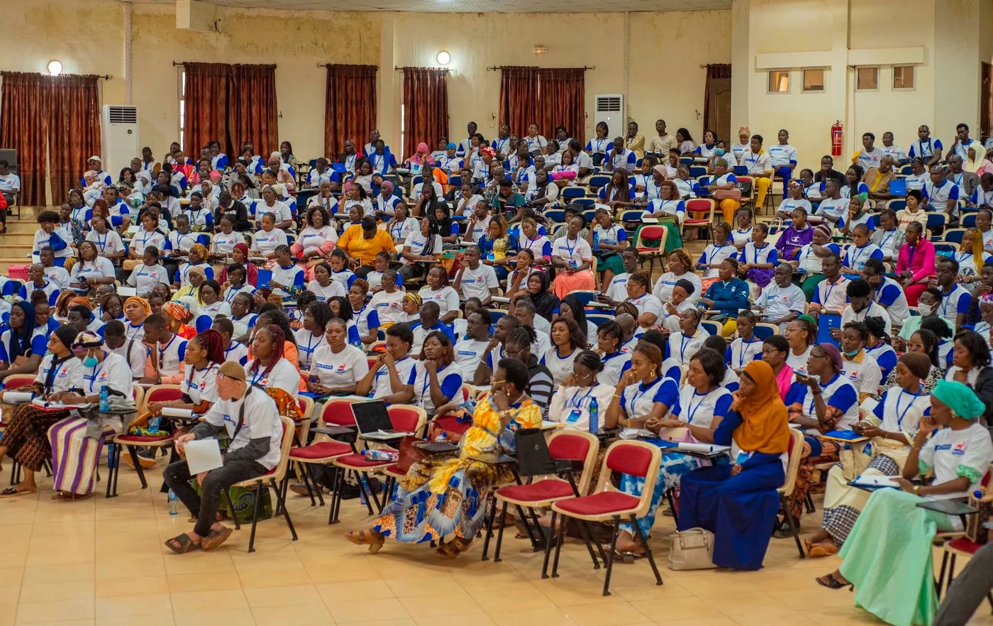 Conférence en salle comble